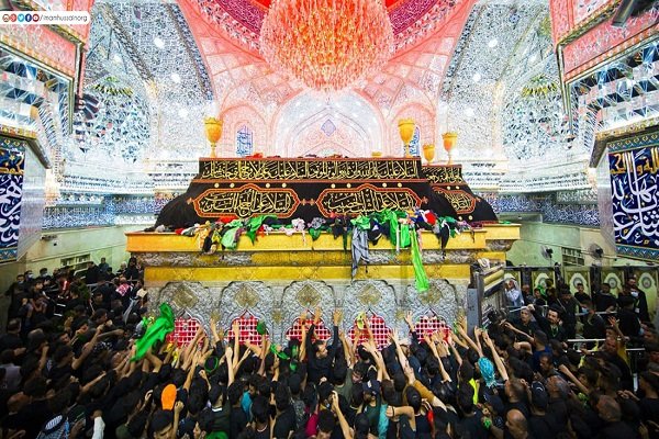 farhad_samad1's tweet image. صدای حسین زمزمه دل هاست
#حب_الحسین_یجمعنا
#حسین_ملتی