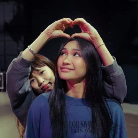 wackybooo's tweet image. Bakit pa kayo mag-aawat between macolet and jholet when luckytin literally exists?????