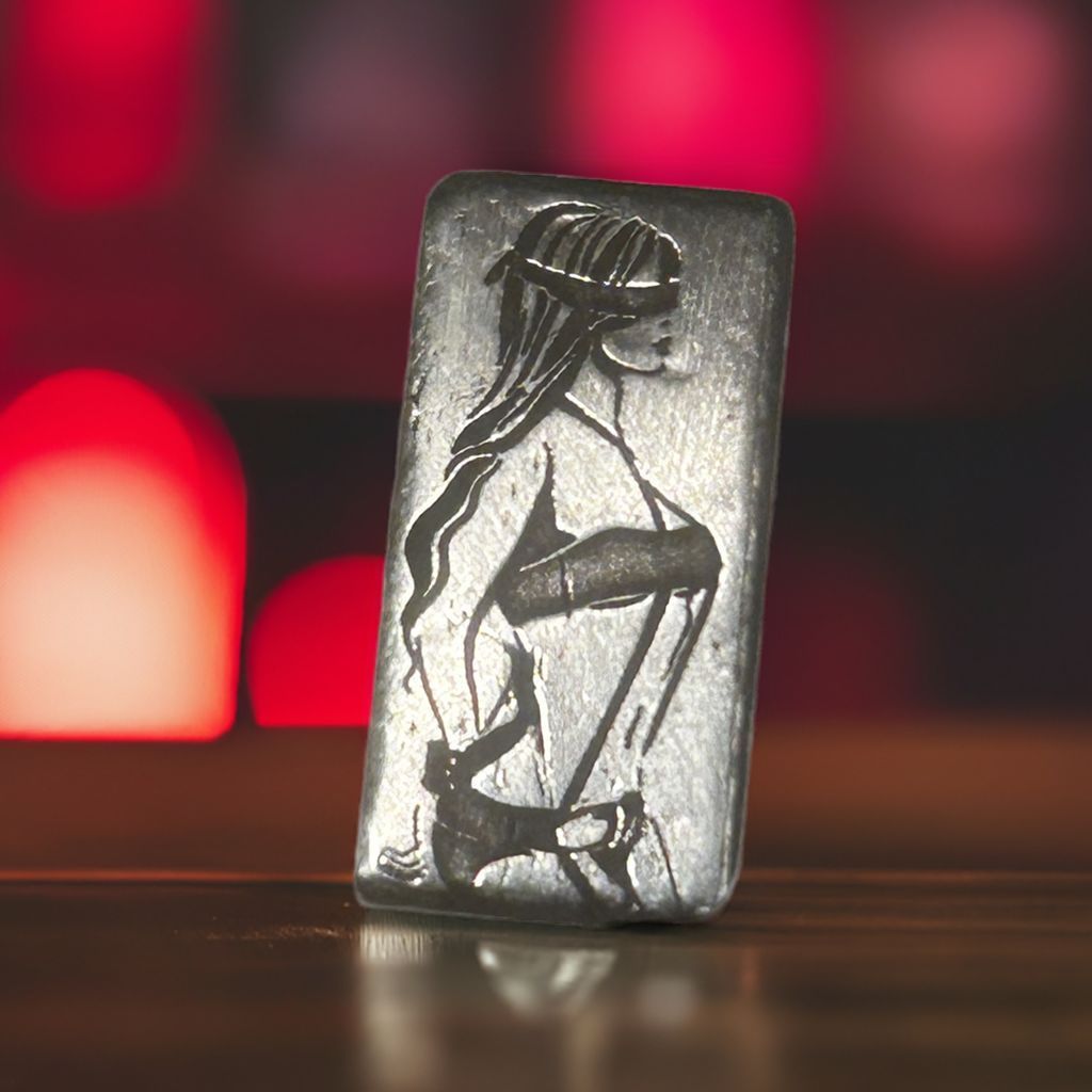 InfoScottish's tweet image. Looking to add a little sparkle to your life? Check out this 1 gram bondage Solid Silver Fractional Bar - 999fs, handmade in Scotland! Yes, you heard that right—bondage and silver in one shiny package! 

purescottishsilver.co.uk/product/1-gram… 

#fyp #handpoured #solidsilver