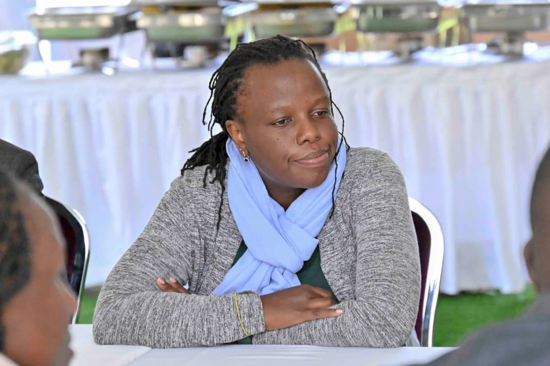namala47810's tweet image. Today, Col. @edthnaka, Head @ShieldInvestors, took decisive action in response to an extortion complaint filed by investor Hajji Isaac Mulindwa against Dr. Rachael Mbabazi, a staff of @ugwildlife. Hajji had paid Shs 47m for the delivery of 100 wild animals but received only 31