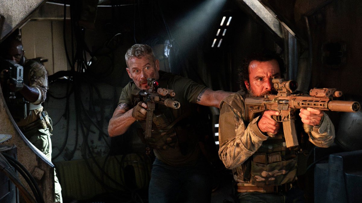 TheBanditKing05's tweet photo. I watched a Double Feature Last Night and both Movies were FANTASTIC AF IMO! 🙌 #OSIRIS #OSIRISMOVIE #movie #horror #gaming #gamers #art #MaxMartini #WilliamKaufman #LindaHamilton #Terminator #books #Anime #games #film #music #TheChannel #TheChannelMovie #FridayVibes #Halloween https://t.co/LZbu6V2XvV
