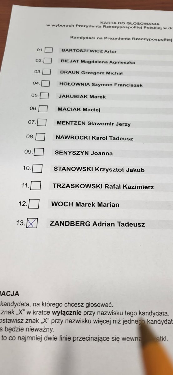 mmmartynz's tweet image. Już żałuję głosu a od maja ledwo 3 miesiące minęły