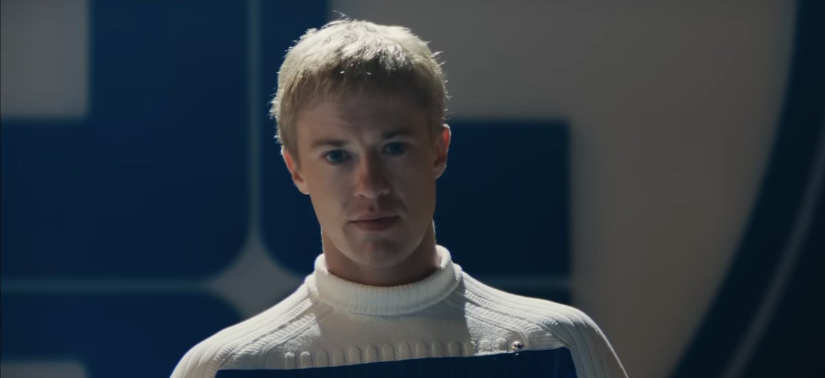 MarvelsContent's tweet image. #FantasticFour is Marvel at its best. A vibrant, heartfelt, and honest take on what makes Marvel’s first family so special. Visually stunning, emotionally rich. Vanessa Kirby is superb as Sue, Joseph Quinn is my favorite Johnny Storm. Pedro & Ebon shine. Absolutely moving.