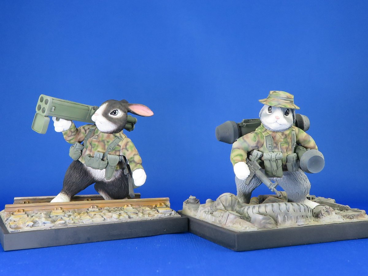 catusabo's tweet image. ゲンブンマガジンBASE店に新作「Cat Shit One」フィギュアの「パナマ1989 O.J.C.パッキー 攻撃機動」と「パナマ1989 O.J.C. ボタスキー 臨機応戦」をアップする。約束どおりWFとBASE店の同時発売だ。但し、これからWFの移動日になるので対応は来週火曜日からになる。