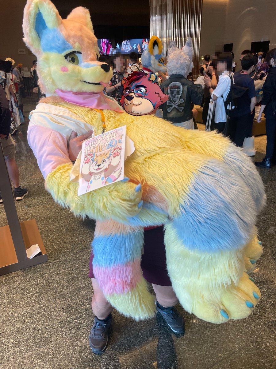 WataWolf_棉花糖(綿飴)→ThaiTails2025 (@wata_wolf) on Twitter photo これはお姫様抱っこをされるって感じかな...!!! (ふわふわモード)
#UTFG2025
#FursuitFriday
🐻:<a href="/chanyoyo1023/">熊岳 aka ChanYoYo</a>
🧵:<a href="/KemoTianou/">天偶毛作⚠️commission close</a>
📷: <a href="/Jiale_0228/">嘉鬣🐾🔜Infurnity</a> これはお姫様抱っこをされるって感じかな...!!! (ふわふわモード)
#UTFG2025
#FursuitFriday
🐻:<a href="/chanyoyo1023/">熊岳 aka ChanYoYo</a>
🧵:<a href="/KemoTianou/">天偶毛作⚠️commission close</a>
📷: <a href="/Jiale_0228/">嘉鬣🐾🔜Infurnity</a>
