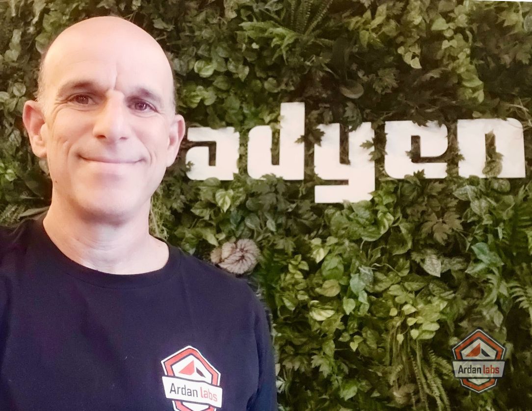 ardanlabs's tweet image. Huge thanks to @tebeka for leading an in-depth #golang training in Amsterdam, with the devs at @Adyen ! 💻🔥
To the Adyen team, thank you for choosing us to help further your team’s education. Can’t wait to see how you use your Go skills next! 🚀
This could be your team! Visit…