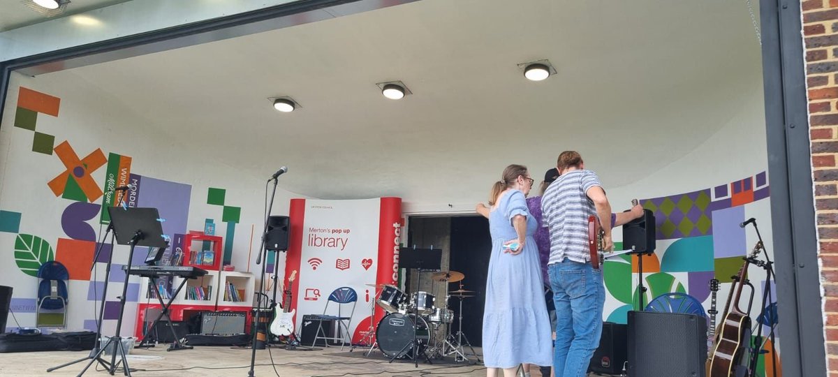 MertonLibraries's tweet image. We are getting ready for tonight's Tuned In Open Air Concert
Join us for an evening of great music performed by the talented Tuned In community musicians!
๐ 5:30โ7:30 PM
๐Morden Park Bandstand
๐ buff.ly/QB56uq5
@mertonartsspace @tunedin_ldn
