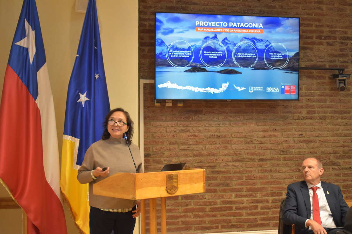 DPRMagallanes's tweet image. 🌐🛰️ Hoy lanzamos oficialmente el Punto de Presencia (PoP) Magallanes y de la Antártica Chilena, parte del innovador Proyecto Patagonia, iniciativa impulsada por REUNA y MinCiencia que busca posicionar a nuestra región como un verdadero polo de investigación y educación 🌎💻🚀