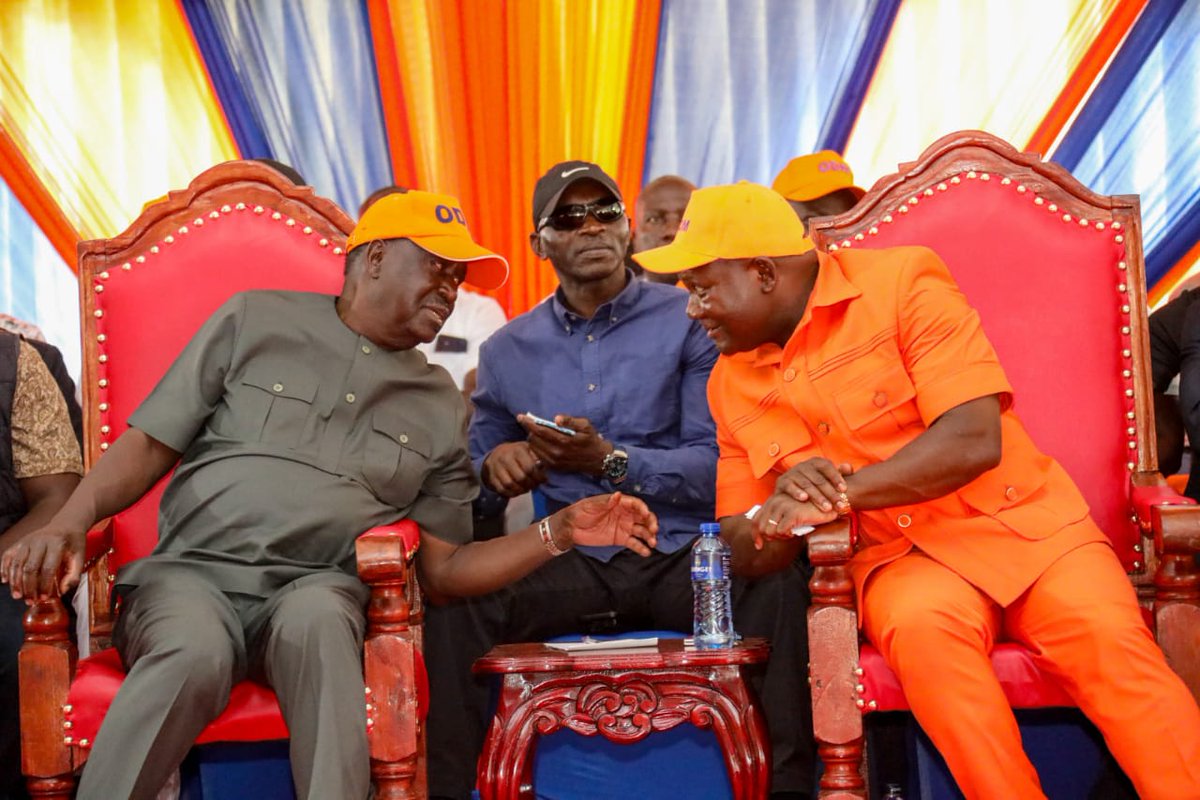 BarasaFernandes's tweet image. Privileged to welcome Baba Rt. Hon. @RailaOdinga to Kakamega for the launch of the ODM Party nationwide consultative forums, preceded by today's powerful engagement with our County Delegates at Golf Hotel. These conversations are key to gathering grassroots feedback,…