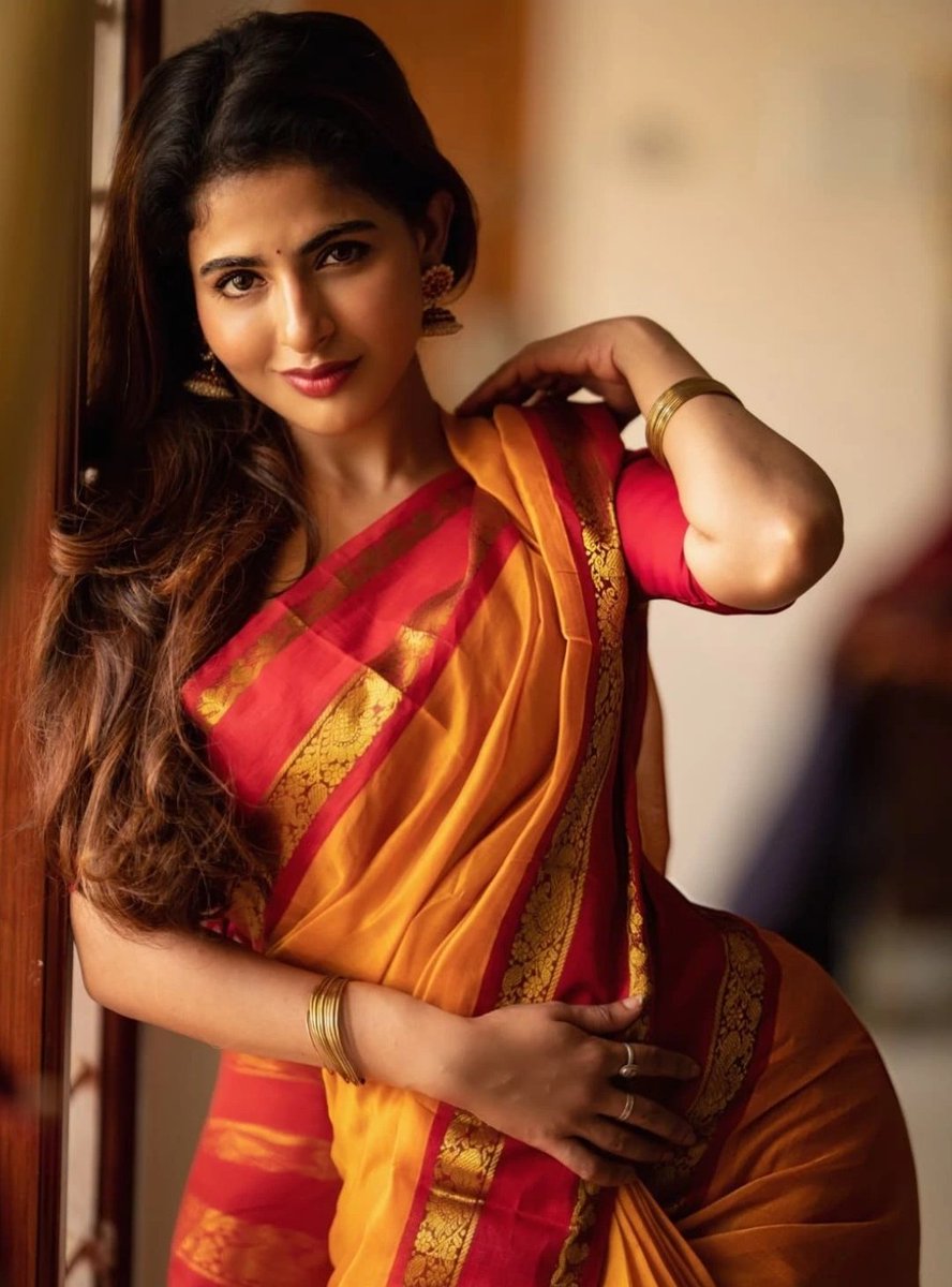Iswarya Menon 💫❤️