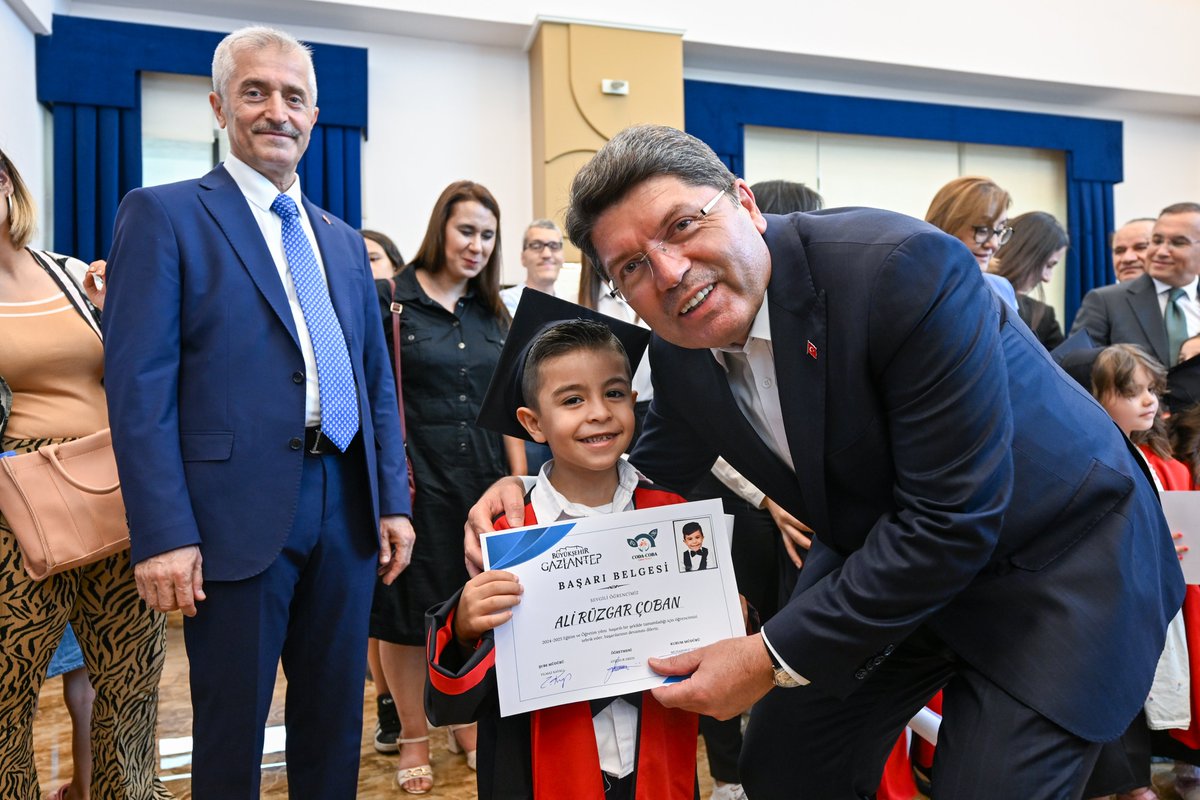 yilmaztunc's tweet image. Gaziantep Büyükşehir Belediyemiz tarafından hayata geçirilen Engelsiz Yaşam Merkezini ziyaret ettik. 

Engelli bireylerin topluma kazandırılmasına yönelik rehabilite uygulamalarıyla ilgili bilgi aldık.

@GaziantepBeld
@FatmaSahin