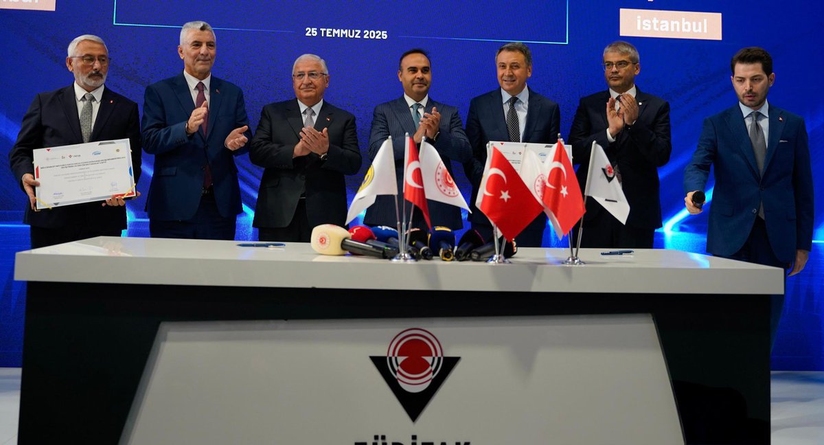 MSB_ASFAT's tweet image. IDEF 2025 Fuarı’nda Millî Savunma Bakanı Sn. Yaşar Güler, Sanayii ve Teknoloji Bakanı Sn. Fatih Kacır ve Ticaret Bakanı Sn. Ömer Bolat ve Bakan Yardımcımız ve Yönetim Kurulu Başkanımız Sn. Musa Heybet riyasetlerinde MKE-ASFAT-TÜBİTAK SAGE arasında “Millî Ramjet Motorlu Hava Hava…
