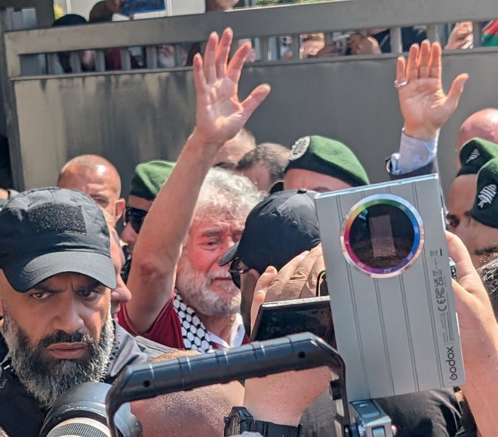 Hanine09's tweet image. Georges Abdallah just landed in Lebanon after 40 years in a French prison , the longest-held political prisoner in Europe.
His first words?
“Long live the Resistance.”
They caged him, but he never broke.
Whiteness will fall and all that will remain is the ash of empire.