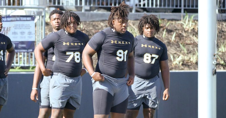 InsideTexas's tweet image. NEW — Inside Texas’ 2027 Defensive Line Pipeline: DFW Stars Linked by Trench Warfare
Brewster, Redmond, Rowe, Haywood, and more..
STORY, by @CoachWilliamsII: on3.com/teams/texas-lo… (On3+)