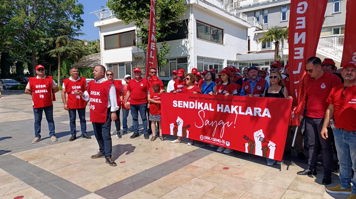 TipEmek's tweet image. Denizli’de emekçilere yönelik baskılar kabul edilemez!

Denizli Büyükşehir ve Pamukkale Belediyelerinde sendikal tercihleri nedeniyle yapılan baskı, tehdit ve sürgünlere karşı emekçiler direniyor. 

DİSK Genel-İş üyesi emekçilerin yanında olduğumuzu ilan ediyoruz. Sendikaya üye…