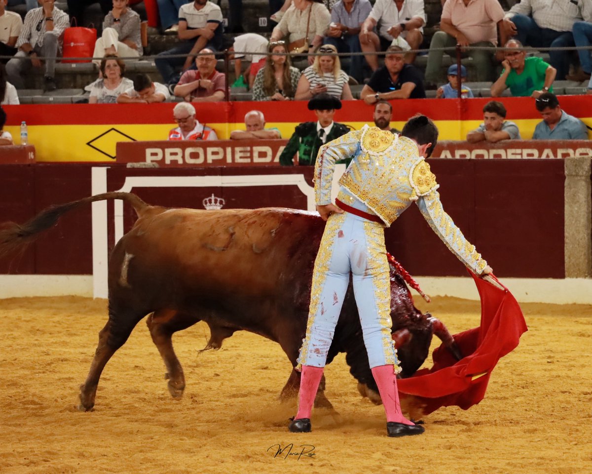 CircuitoExtr's tweet image. JORGE HURTADO será uno de los tres protagonistas en la gran final del Circuito de Extremadura 🤘🏽
🗓️ 9 de Agosto 📍Alcántara 🕘 21:00
¡¡Te esperamos!!