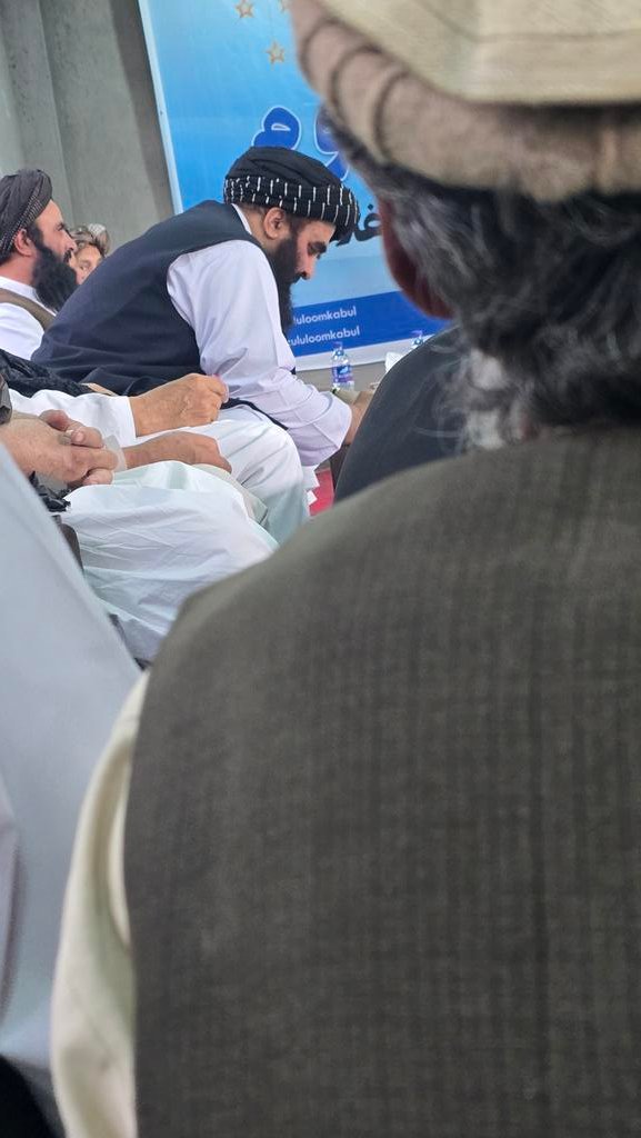 khalidpaktin0's tweet photo. ده سیاست فاتــح جـناب مـولوي امـیرخان "متقي" هــم غونډي ته تشریف راوړ. https://t.co/tKx7pqpdho