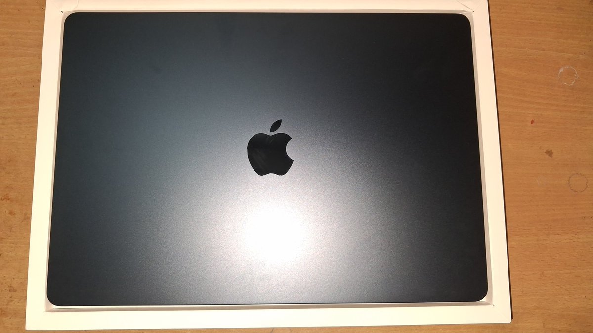 Thanks <a href="/framer/">Framer</a>  🙏

Five years ago, my mom saved for two whole years to buy me a $400 laptop. I never imagined I'd one day be able to afford the machine I just bought.

I tried everything: YouTube, eCommerce, app development, Instagram, Pinterest, WordPress, Webflow, just to