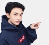 아이돌과 팬 말고 남자 대 여자로 만나고 싶은데?