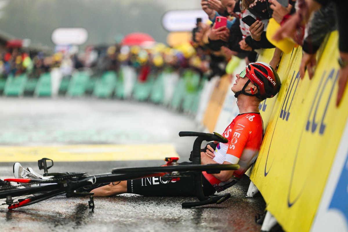 😳🥹

#TDF2025 l <a href="/ThymenArensman/">Thymen Arensman</a>