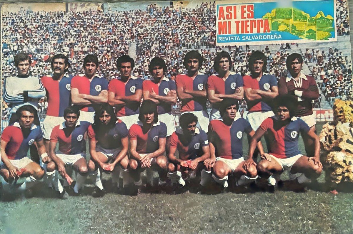 C.D. FAS - 1977-78

Los tigrillos, campeones de la temporada 1977-78. La foto es de una edición especial de la revista “Así es mi tierra”, dedicado a la historia de FAS. Amable cortesía de <a href="/ChaloHquez/">Gonzalo Henriquez</a>. 

𝐏𝐚𝐫𝐚𝐝𝐨𝐬: Nicky Chávez, Pedro Silva, Juan Maldonado, David Cabrera,