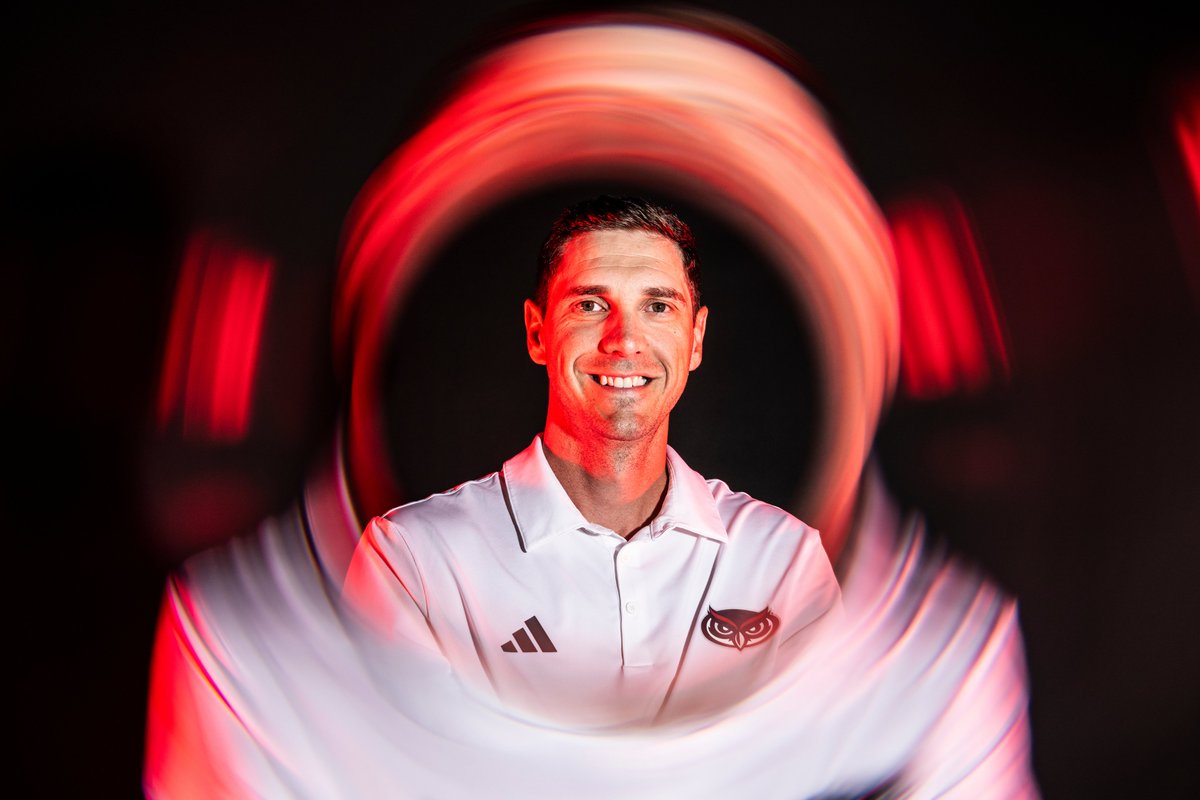 The American (@american_conf) on Twitter photo Winning in Paradise🏝️🦉
#BuiltToRise x #AmericanKickoff Winning in Paradise🏝️🦉
#BuiltToRise x #AmericanKickoff