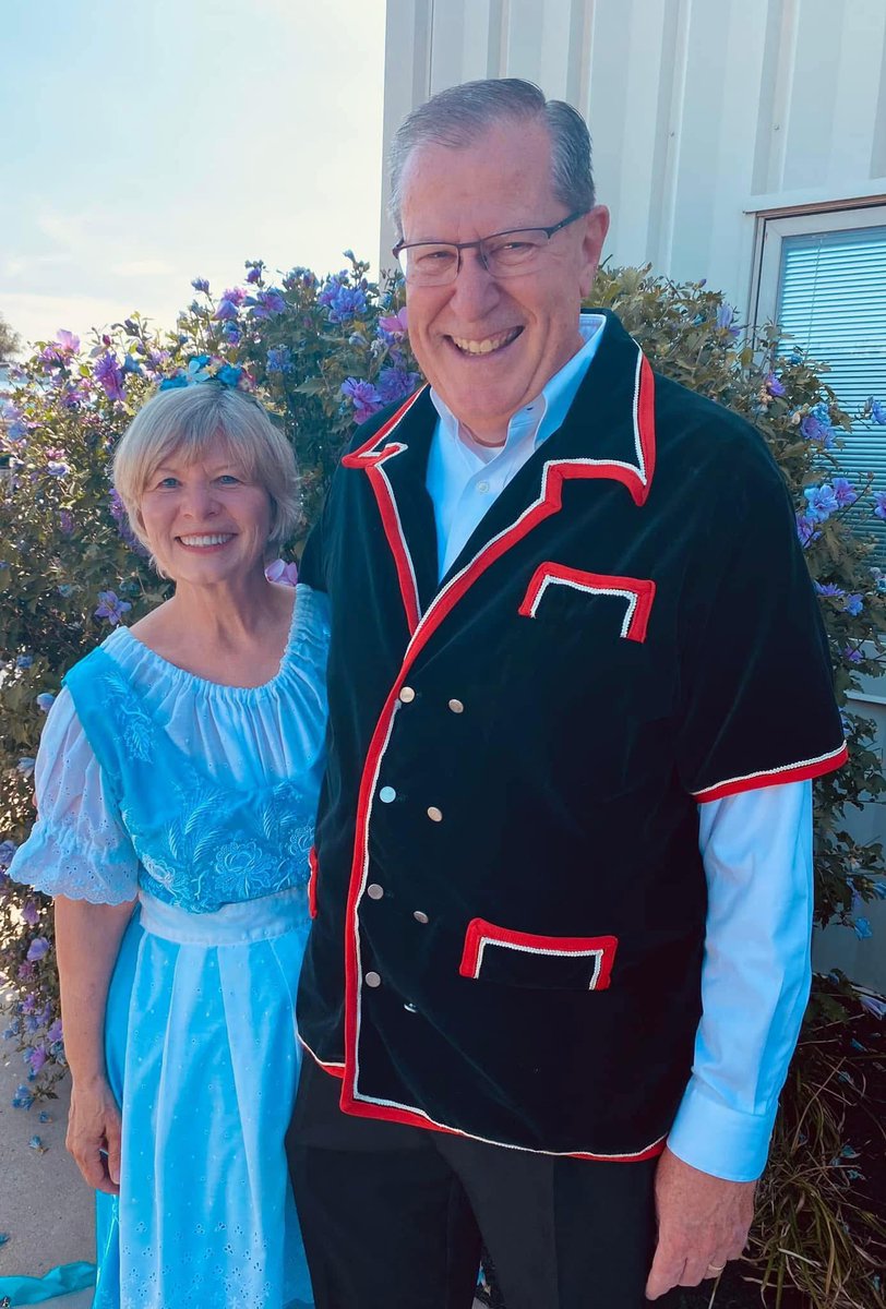 smjustus's tweet image. If one is representing both @SenatorBanks & @scottluginbill then one must be in Berne at Berne Swiss Days!