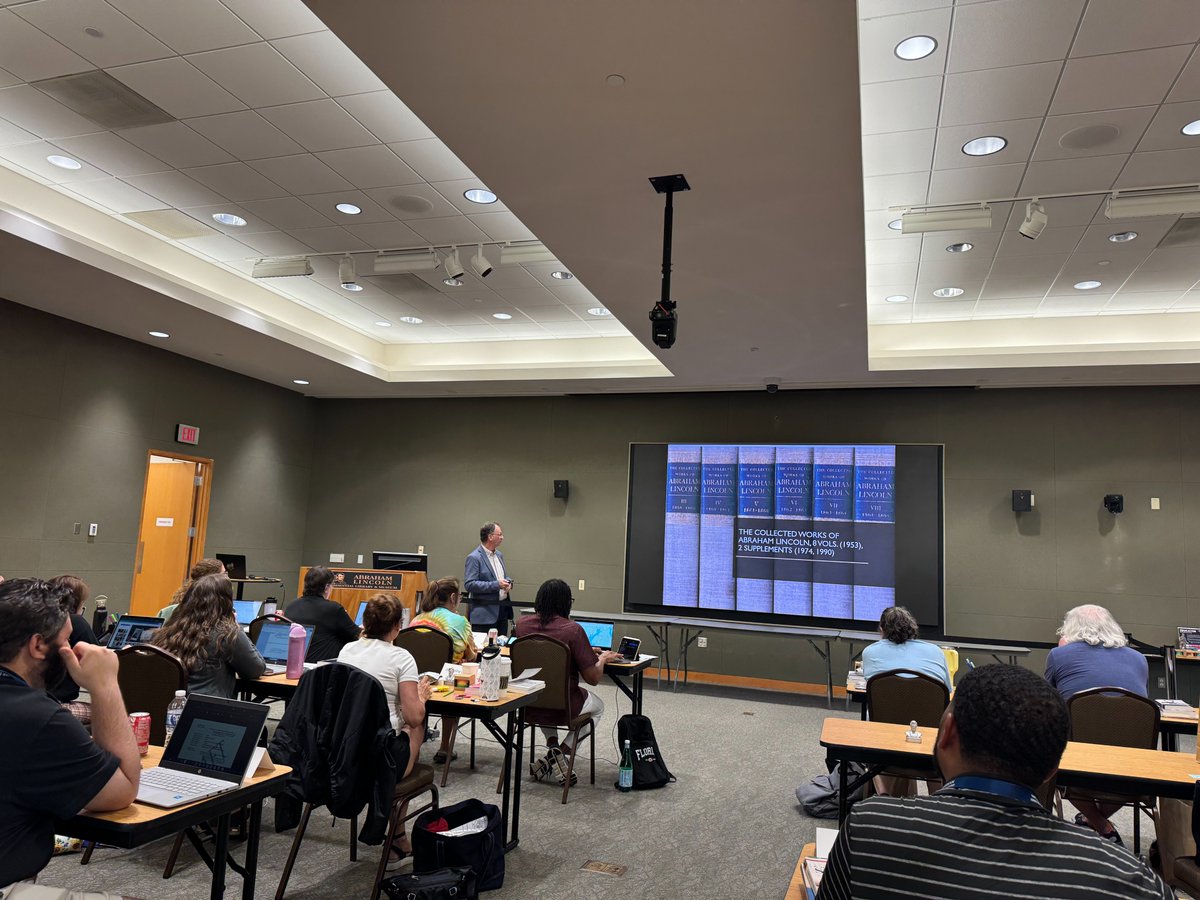 mremrich1's tweet image. Day 4 at the @Gilder_Lehrmanand @ALPLM
Reframing Lincoln seminar
✅ Incredible lecture from
@CivilWarJon on Lincoln and Civil Liberties
✅Pedagogy session (with me over best practices and Teaching Literacy Through History)
✅Lecture John Lupton about Lincoln the lawyer…
