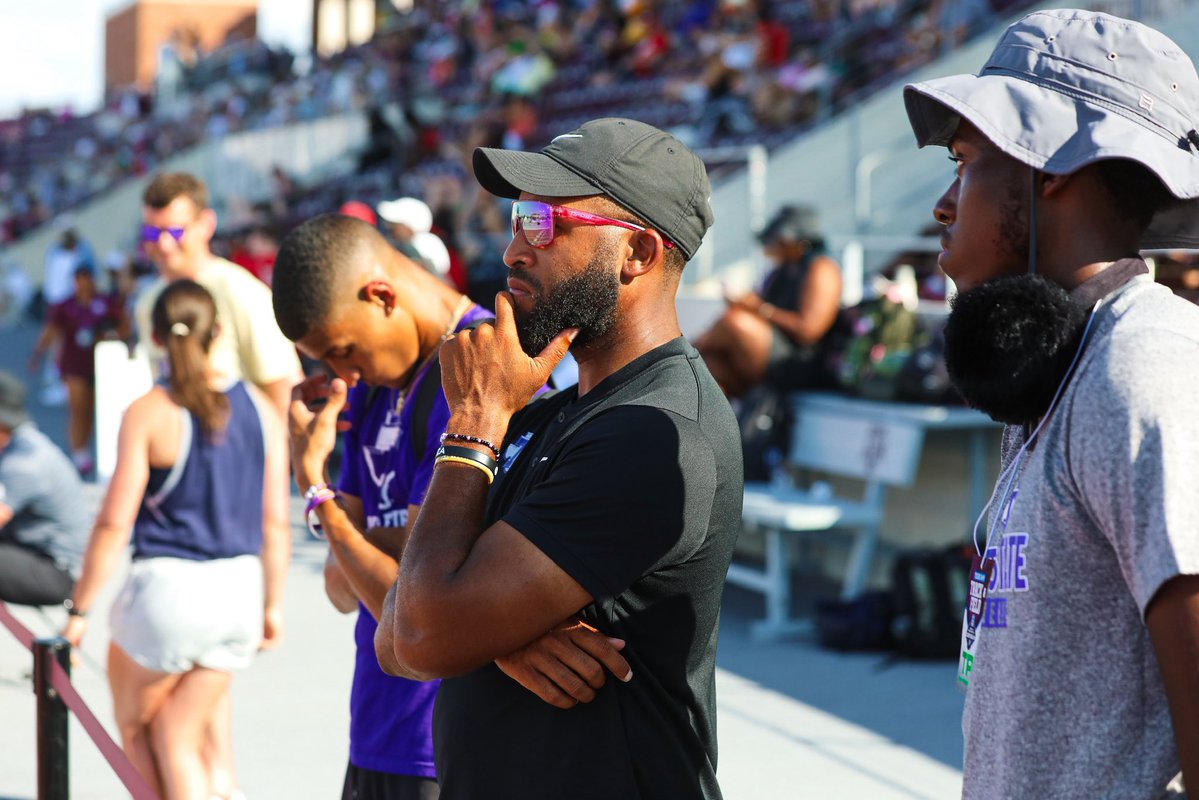 TarletonXCTrack's tweet image. Happy birthday Coach Carter 🎂🎉