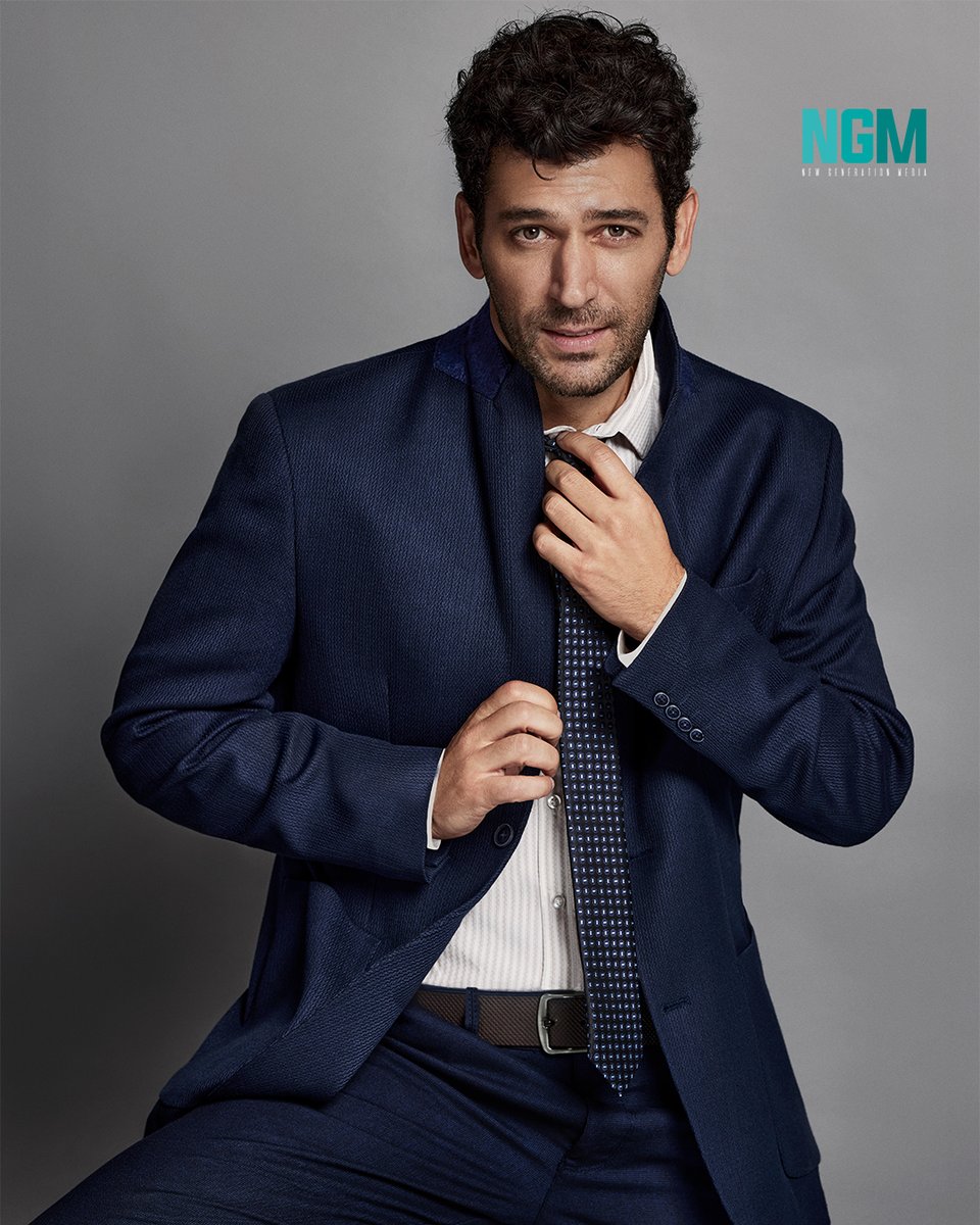 KANAL D’DEN YENİ DİZİ BOMBASI: MURAT YILDIRIM BAŞROLDE

KANAL D’DEN DEV PROJE: BAŞROLDE MURAT YILDIRIM VAR

Uzak Şehir, Eşref Rüya, İnci Taneleri ve Arka Sokaklar ile milyonları ekrana kilitleyen Kanal D’den izleyicinin gönlünü fethetmeye aday yeni dizi geliyor. Kanal D’nin yeni