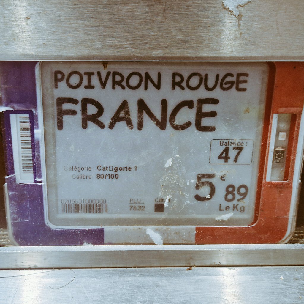 PEGASE83000's tweet image. Mangez 5 fruits et légumes par jour... à condition de pouvoir se les offrir !
Les prix ci-dessous ont été relevés ce matin dans un hyper aux Arcs-sur-Argens (Var). Ils sont clairement délirants sur des produits au meilleur de leur saisonnalité et de leur production...
Qui se…