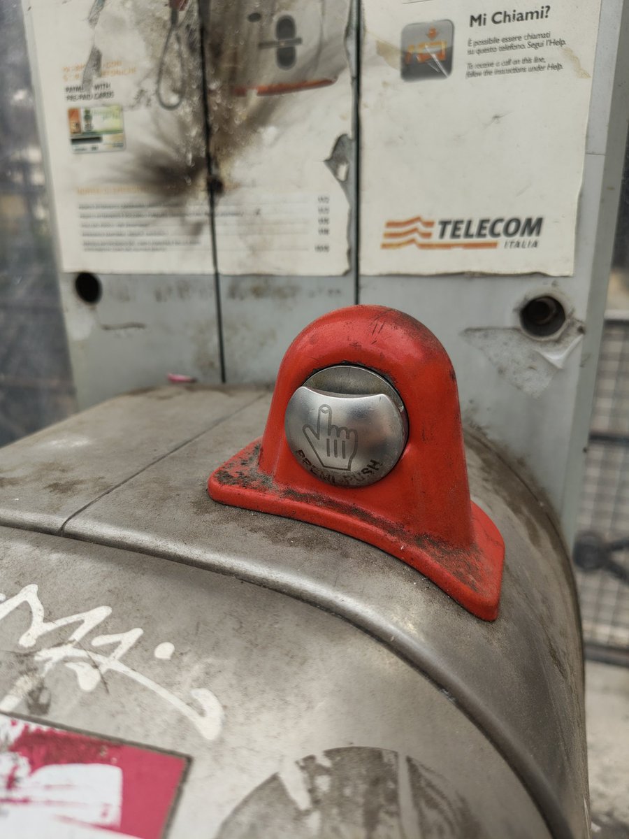 inKUBAtor___'s tweet image. there are cathedrals everywhere for those with the eyes to see