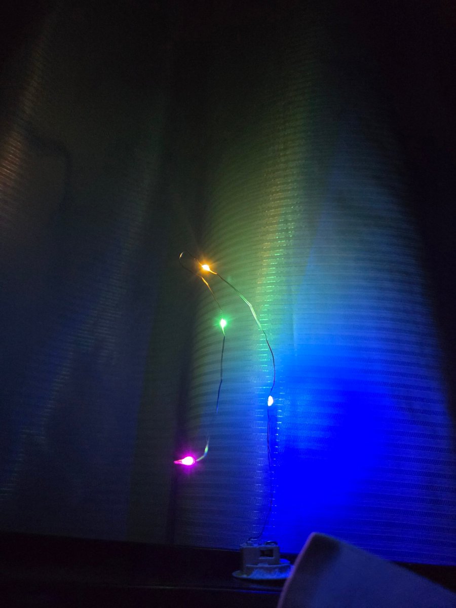 yukapero_oji's tweet image. イルミネーションにした