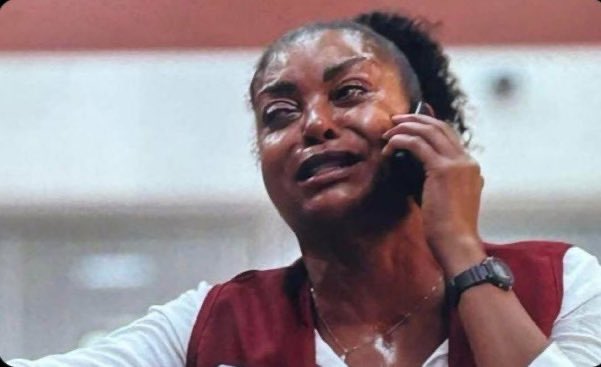akwasi_thinking's tweet image. My woman ein period don land after applying imax and dragon😟
