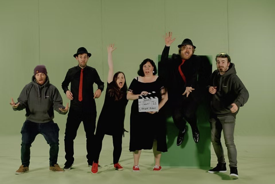 BigG_Mgmt_PR's tweet image. Another fab #WhatMakesYouFamous podcast with Dan @KeysDAN @RadioWHATTwit and 3TIMES7 @3times7london
@EdenRPR
Tune in to hear more about the band, their music and lots more…..👀
You can watch it here:
youtu.be/MhK8GQowUdE?si…