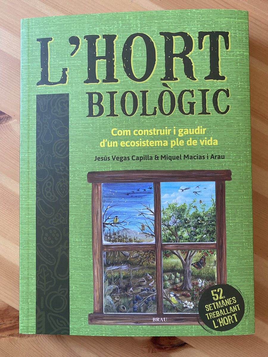 mireiacamacho75's tweet image. Per als qui teniu un hortet recomano moltíssim aquest llibre😌
Explica què pots plantar, collir o fer en cada setmana de l’any. També hi ha remeis, receptes i consells.
Enamoradíssima🥰🥰