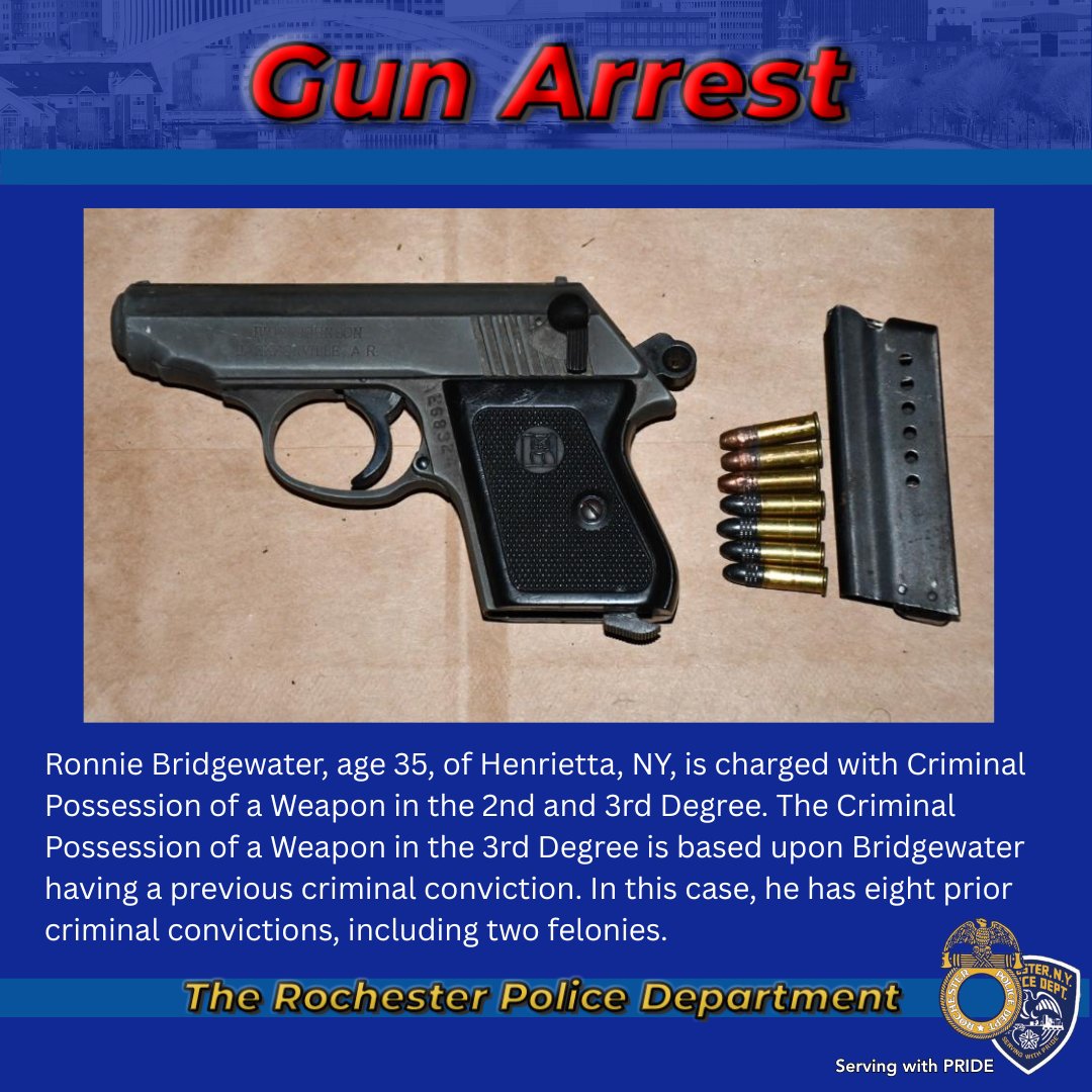 RochesterNYPD's tweet image. This morning, our officers arrested a man after responding to a domestic call where the male threatened to shoot our officers. Thankfully, he was taken into custody safely after a foot chase.
Press release below.