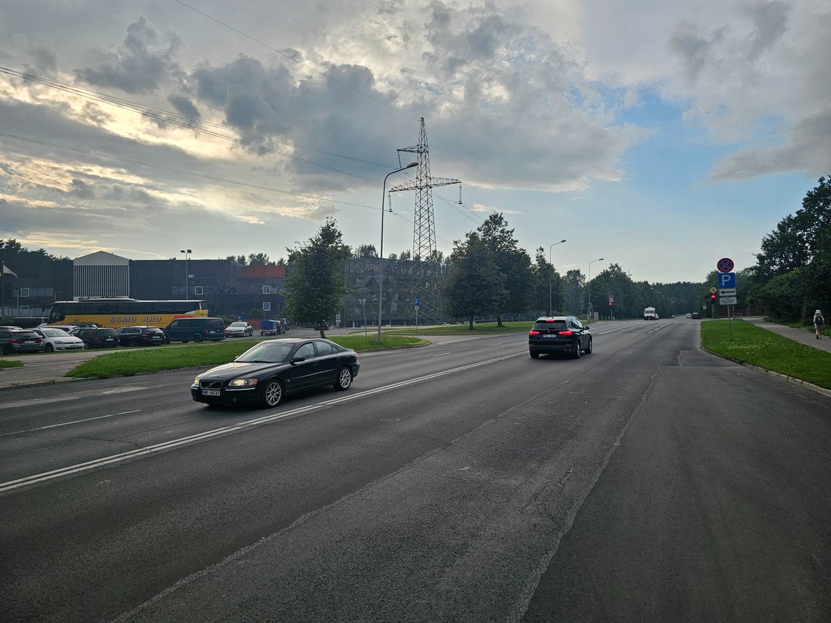 Saliktengriba tweet media