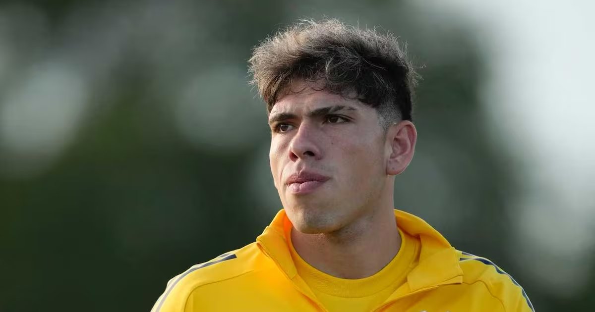 la12tuittera's tweet image. ⚠️Por 5° día consecutivo, Carlos #Palacios entrena DIFERENCIADO y se queda AFUERA de la LISTA DE CONCENTRADOS por su tendinitis.
ℹ️ @MonroigDiego