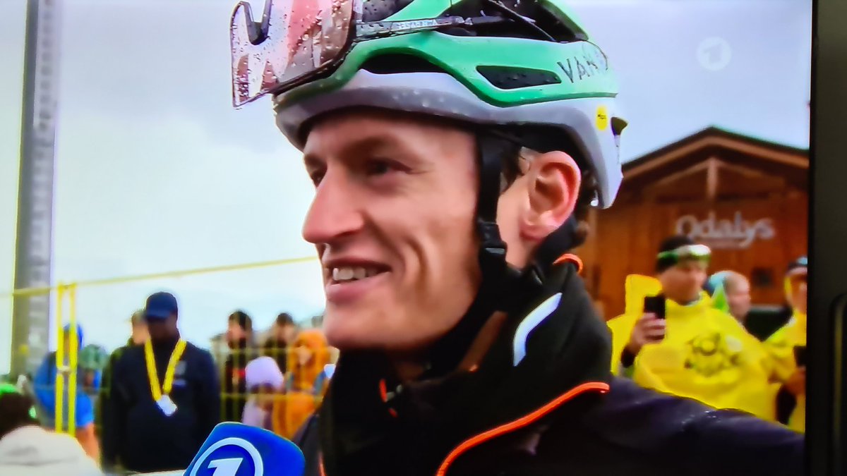 MartinGrininger's tweet image. Felix Gall hat heute in der 19. Etappe der Tour de France erneut mit einem 6. Rang seine Platzierung in der Gesamtwertung um einen Platz auf Platz 5. verbessert.
Das wäre der beste Platz den je ein Österreicher in diesem weltgrößten Radrennen erreicht hat. Es sind noch 2 Etappen!