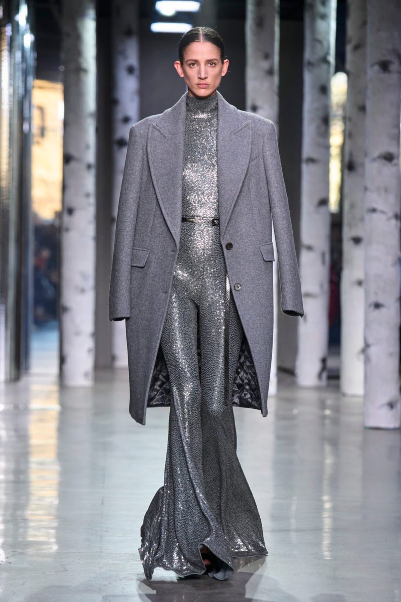 fash__ion0's tweet image. MICHAEL KORS | FALL/WINTER 2023-2024