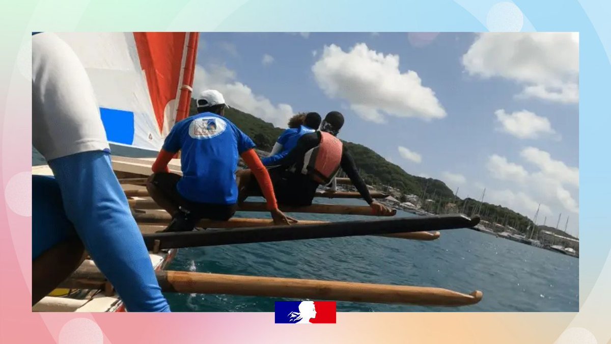 MinistereCC's tweet image. #VivreLePCI ✨ Incluse à l’Inventaire national du patrimoine culturel immatériel, la yole ronde de Martinique était destinée à la pêche. (Re)découvrez une construction maritime et un art de la navigation constitutifs de l’identité martiniquaise 👉 swll.to/PCIyole