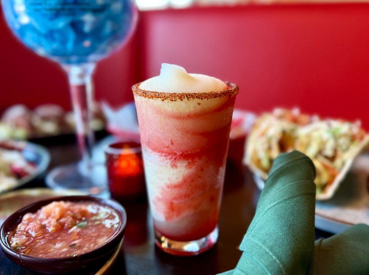 🎉 Fiesta vibes + frozen margs = the 𝘱𝘦𝘳𝘧𝘦𝘤𝘵 weekend combo! 🥳🍹
Grab your crew and head to Hussong’s Cantina — where the party (and the margs) are always ice cold and full of flavor! See you this weekend! 💃🌮 #HussongsCantina