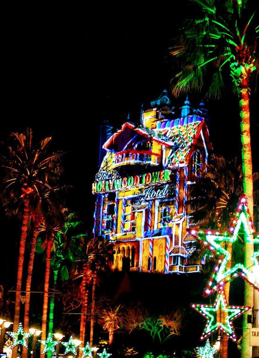 Attractions's tweet image. Joy to the (Disney) world!
Now's the time to start planning your holiday season trip to Walt Disney World.
We've got you covered with our 2025 guide to the merriest time of the year: buff.ly/tPdzSJ2