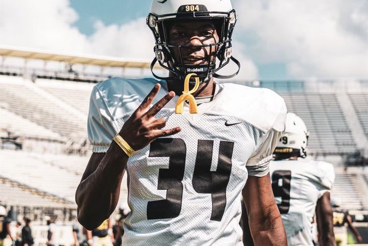 SSN_UCF's tweet image. 34 Terrell Jackson days until the UCF opener:
- 6’1” 170lb Walk-on Redshirt JR DB
- Class of ‘22 (Reclass) from Trinity Christian (Jacksonville)
- 3⭐️ & 2nd-team Florida all-state in HS
- Attended Air Force Prep in 2021-22
- Had offers from Army, Navy, AF & Princeton +