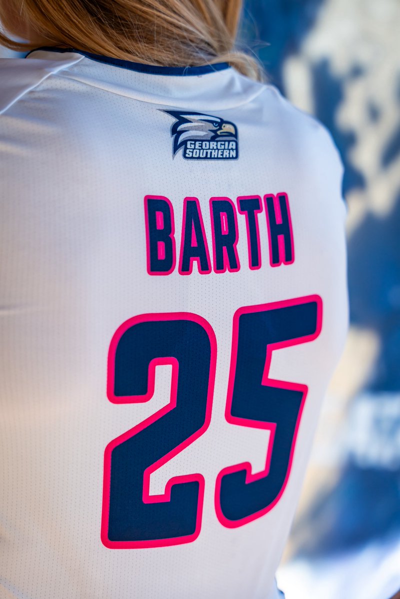 GSAthletics_VB's tweet image. It’s all in the details.
New threads, same goal ⚪️👀
#HailSouthern