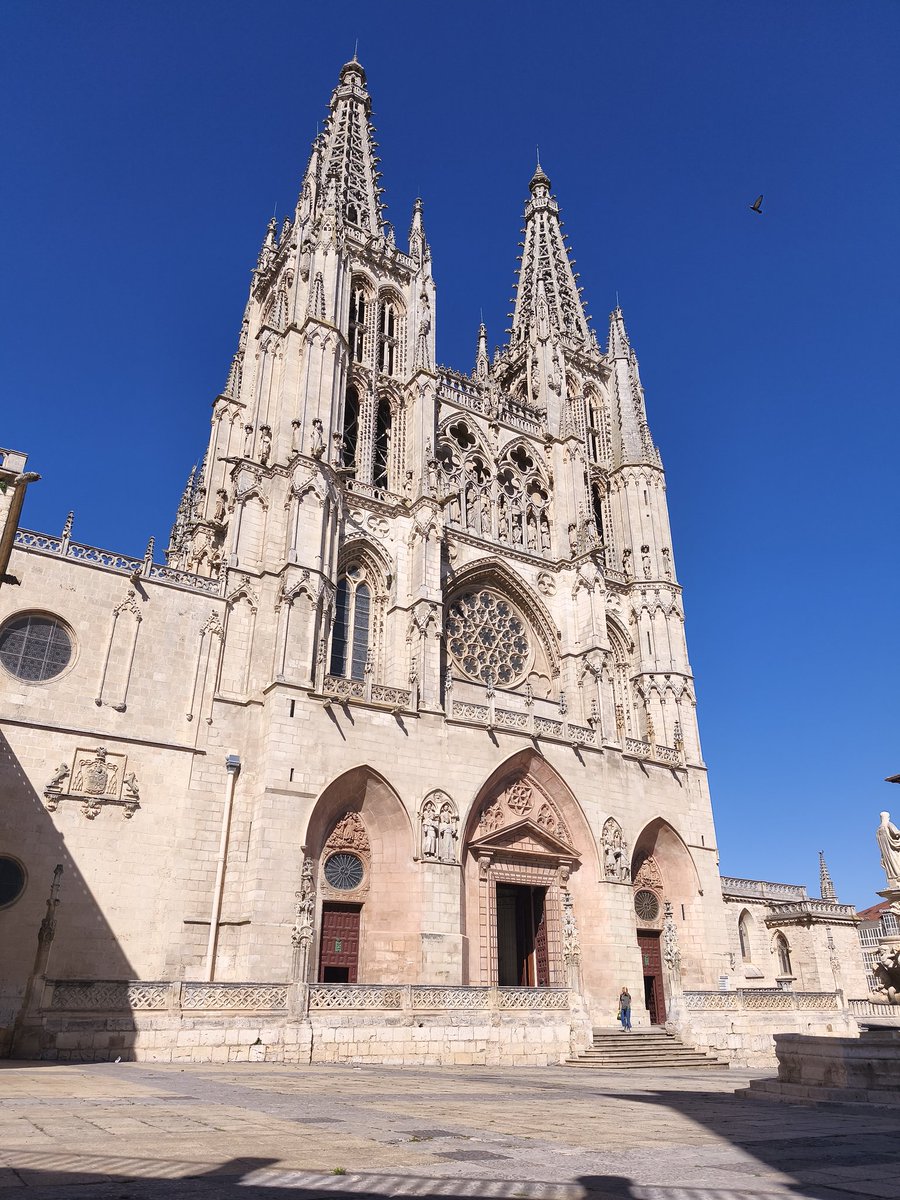 ExsyLantsov's tweet image. Que chula la mezquita de Córdoba, como la harían, que cantidad de detalle, no veas eh