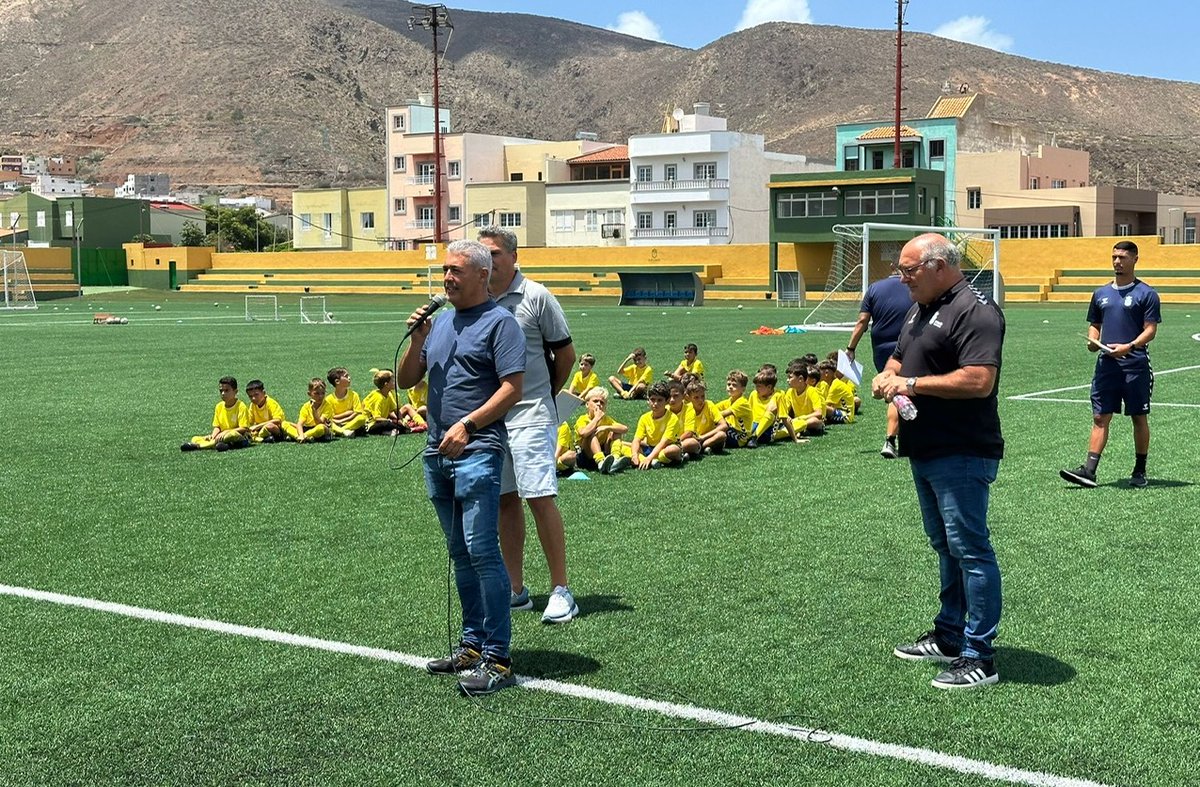 UDLP_Oficial's tweet photo. El Campus UDLP celebra su primera edición en Barrial con una emotiva clausura.

🔸 https://t.co/0d3ZU8Y33n

#PromociónDelDeporteYSusValores #LaUniónHaceLasPalmas #SeremosMásUnión https://t.co/EHSeXQ3zID
