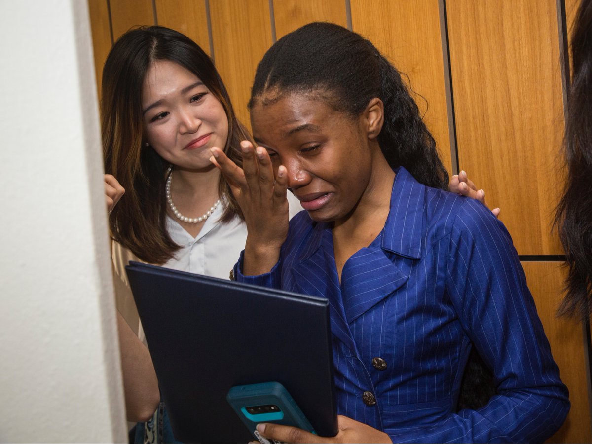 DukeGHI's tweet image. #FlashbackFriday to the moments that mean that much to us from May 9. #DGHI25 #GradSzn #BlueDevils💙 🌎
📸: Chris Hildreth/Rooster Media