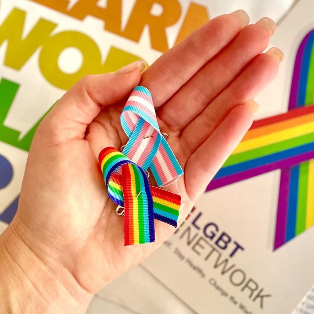 🎀 Help us prep rainbow &amp; trans pride ribbons for #NationalComingOutDay!
✂️ Volunteer in Hauppauge or Queens this August
📍 Details + RSVP: LGBTNetwork.org/Calendar
#LGBTQ #Volunteer #PrideInAction